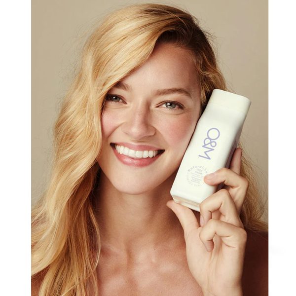 O&M Conquer Blonde Shampoo